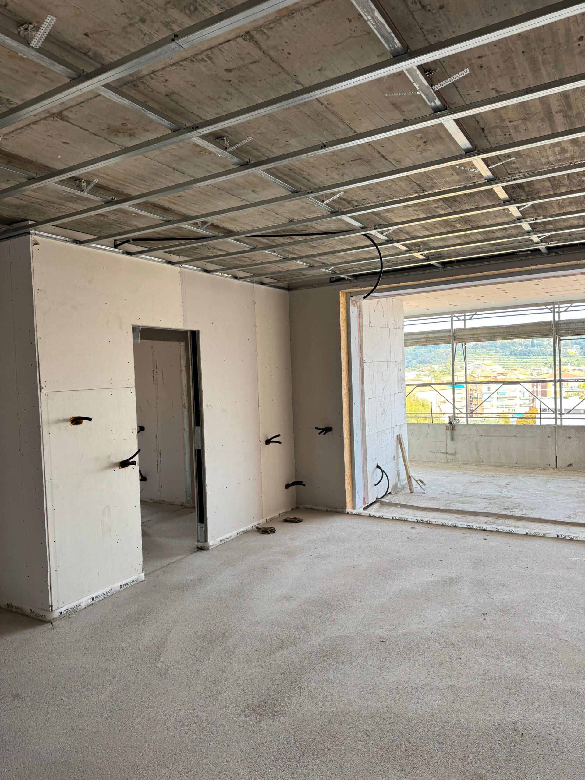 27199cf0-03f3-40e6-9787-b825153f48c8