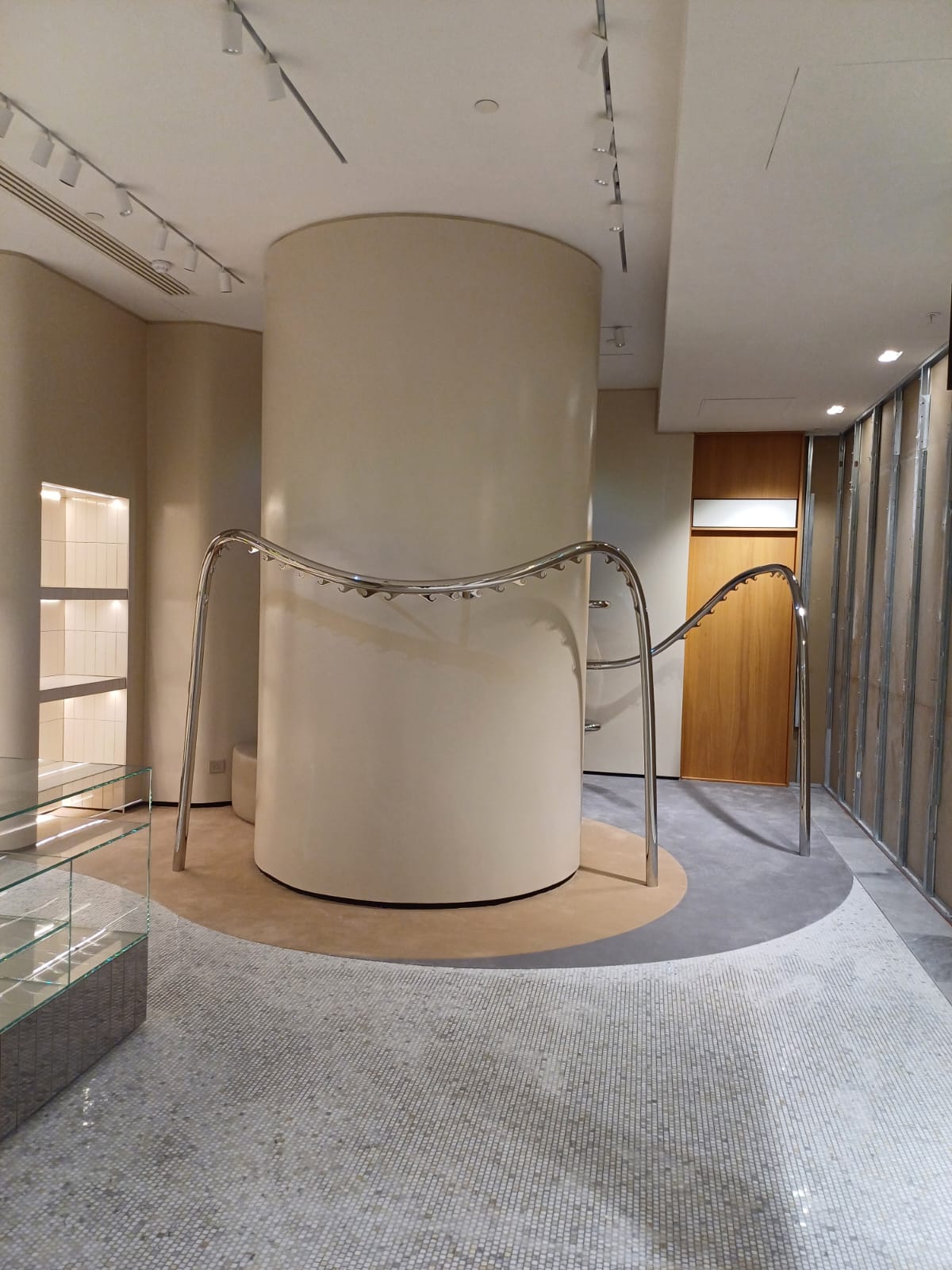 PHOTO-2024-02-24-06-23-39 4